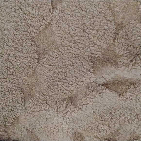 Dylan Harlowe Poncho Hoodie - Picture 10 of 10